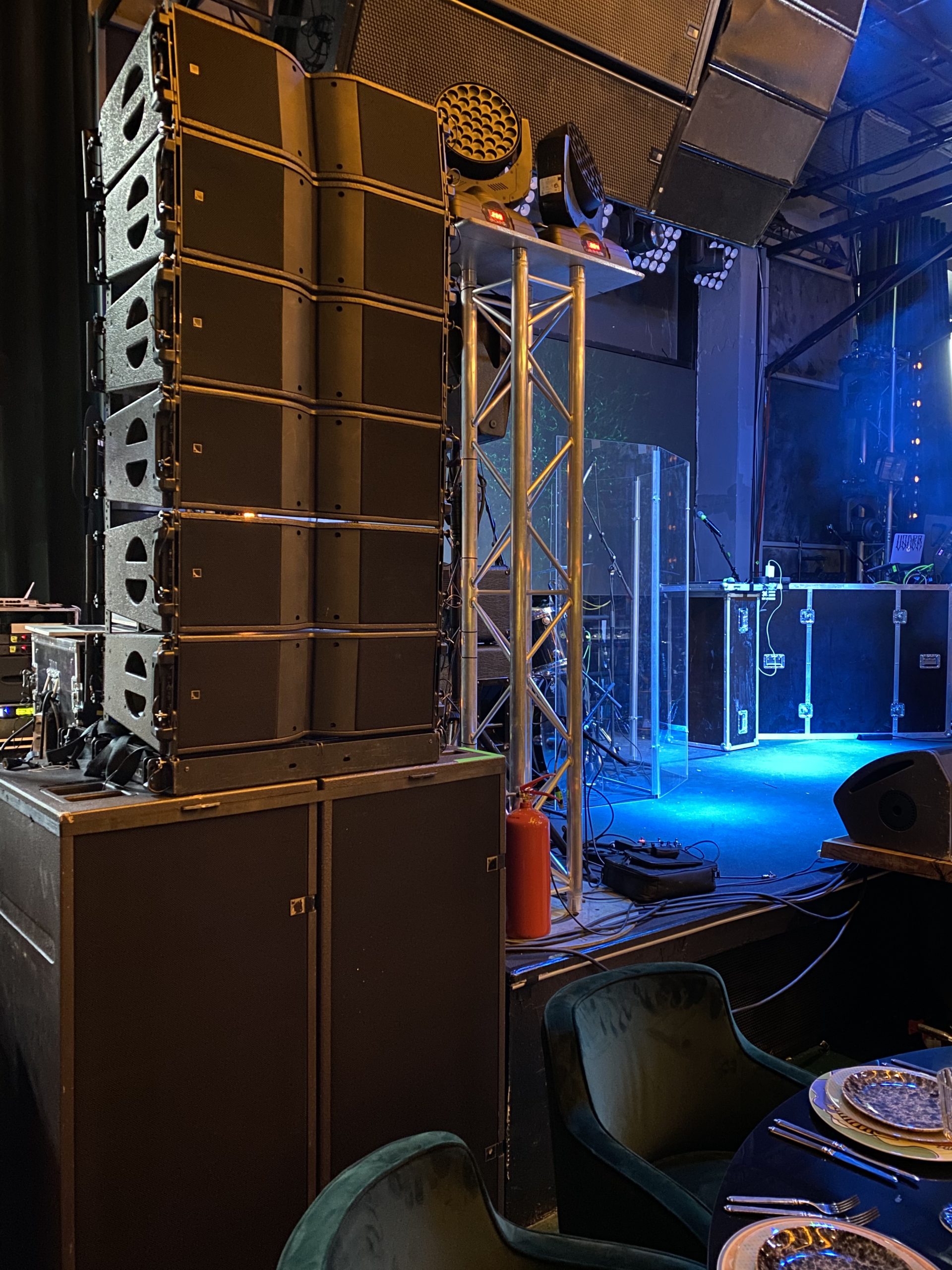оборудование L-acoustics для выступления Басты и Моргенштерна